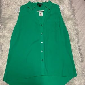 The Limited sleeveless shirt top